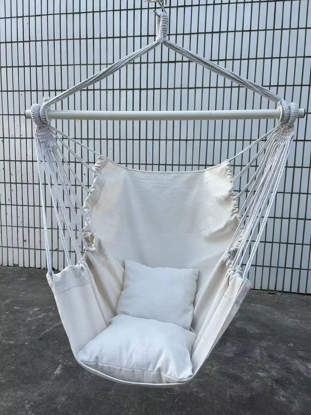 The Cozy Hanging Hammock Chair