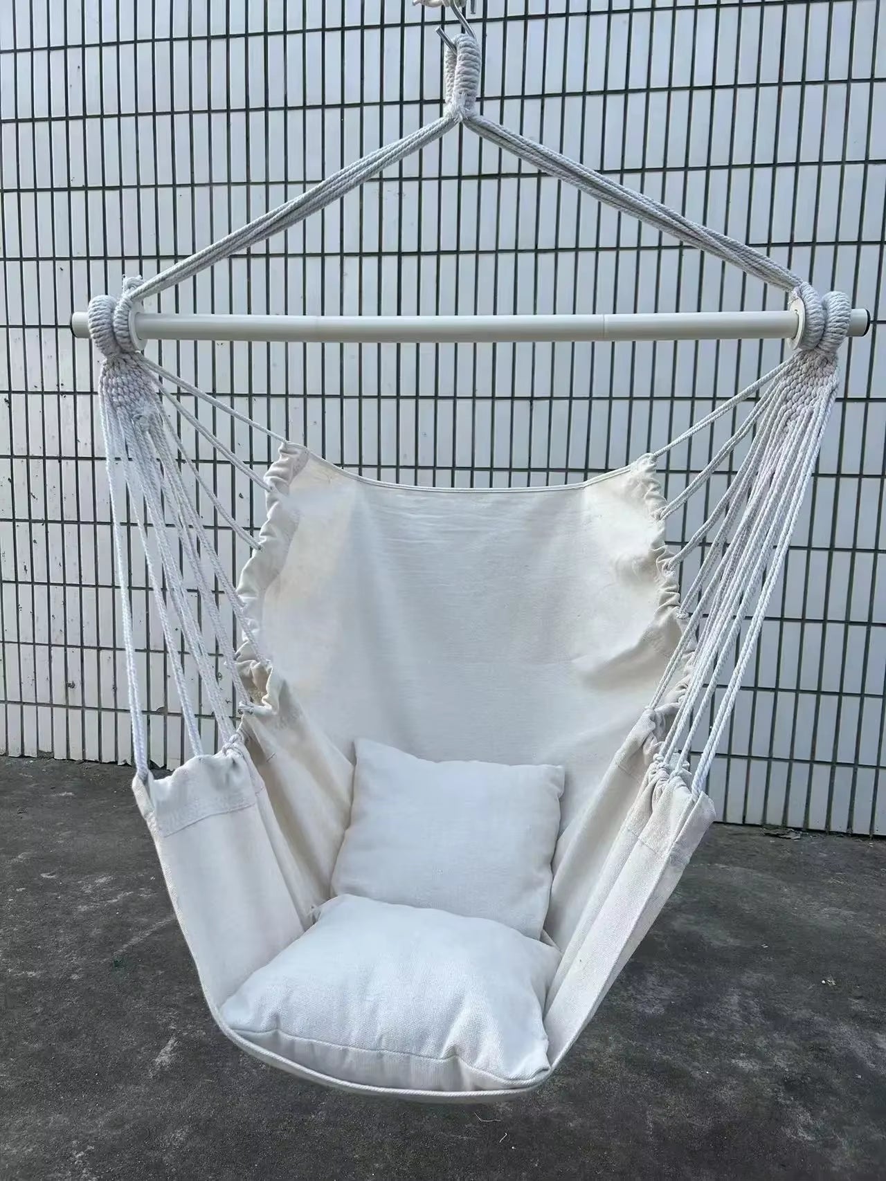 The Cozy Hanging Hammock Chair